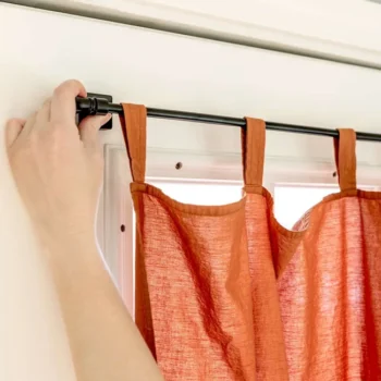 CURTAIN FIXING 25 Hang-Curtains-Without-A-Rod